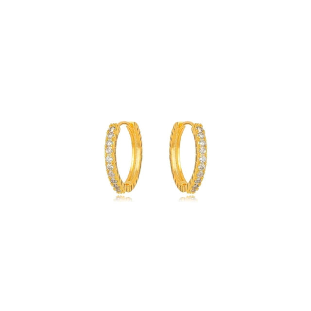 Argola Cravejada com Micro Zircônias - Banhado à Ouro 18K